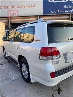 تويوتا لاندكروزر